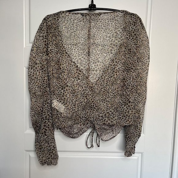 Zara‎ Women's Sheer Leopard Print Adjustable Ruched Middle Crop Top Size XL - Picture 3 of 11
